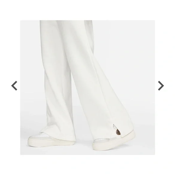 Nike Women’s Sportswear Phoenix Fleece High-Waisted Wide-Leg Sweatpants - Picture 2 of 7